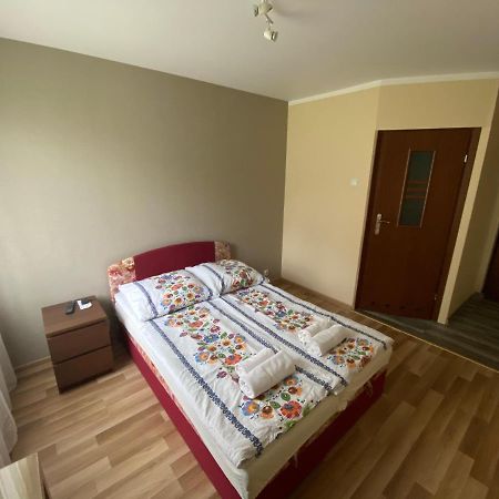Pokoje Goscinne City Oświęcim Eksteriør bilde